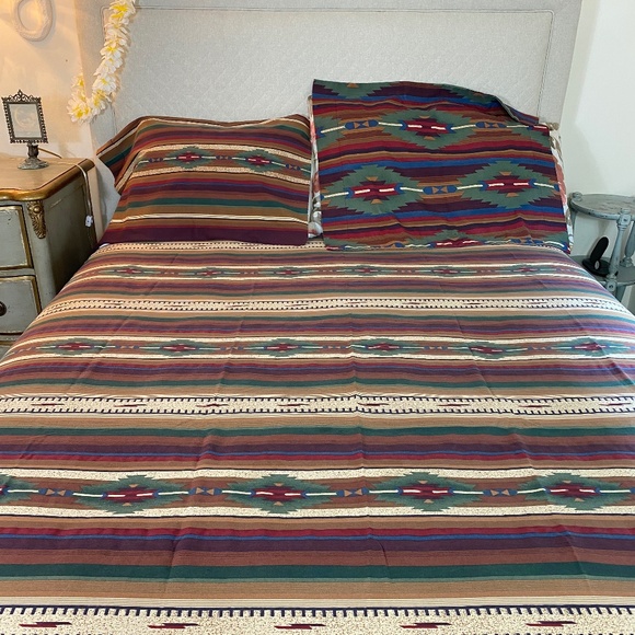 Vintage Dan River Flat Sheet plus 2 pillow covers Southwestern Aztec Queen - Picture 1 of 7